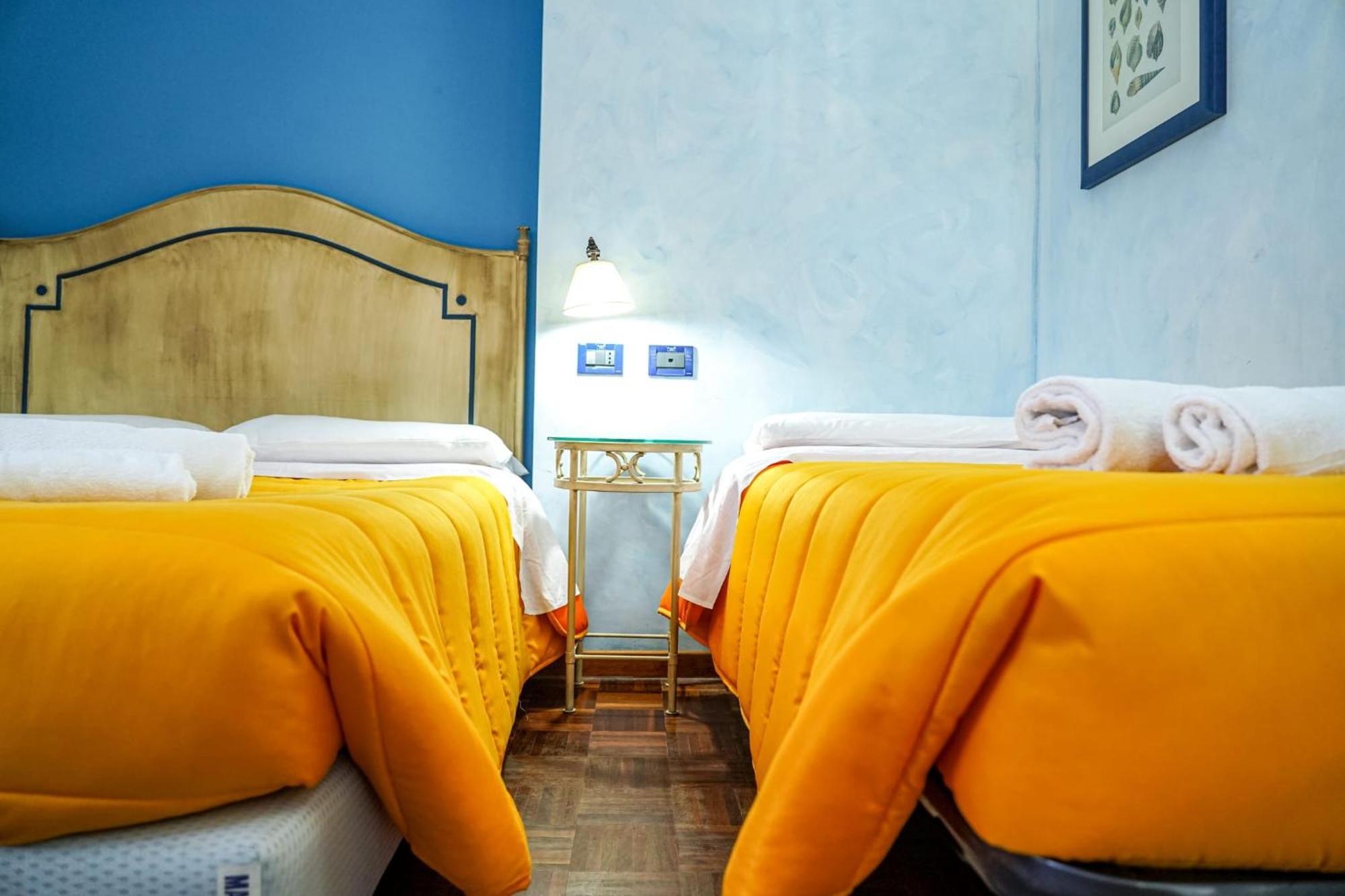 Motel - Hotel Nautico Pozzallo Buitenkant foto