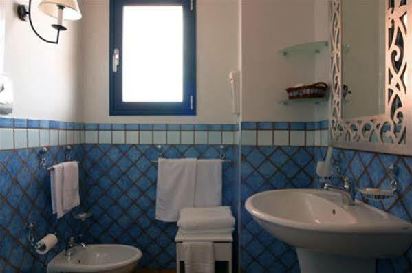 Motel - Hotel Nautico Pozzallo Buitenkant foto
